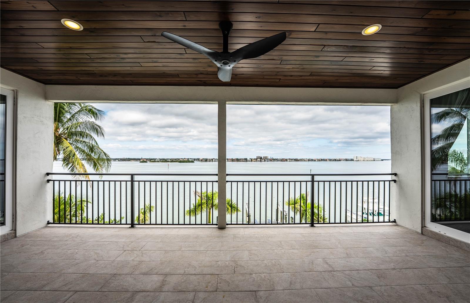 L4956297 Property Photo