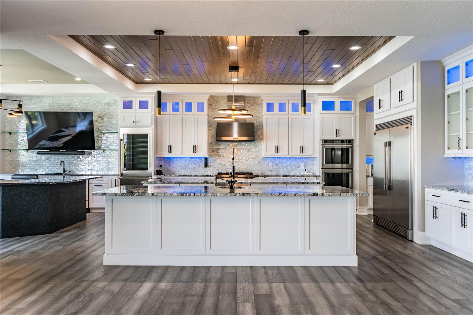 L4956297 Property Photo