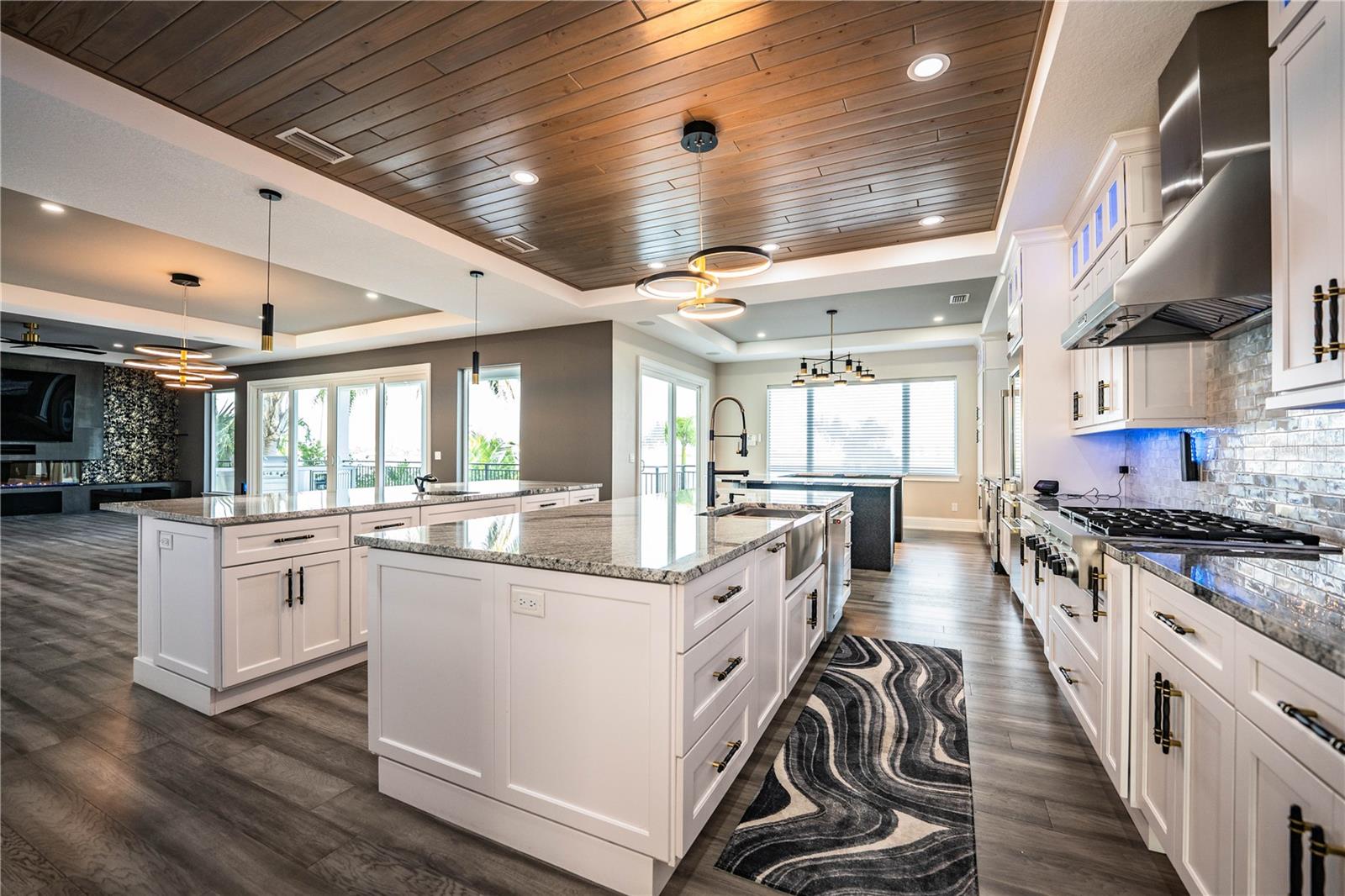 L4956297 Property Photo