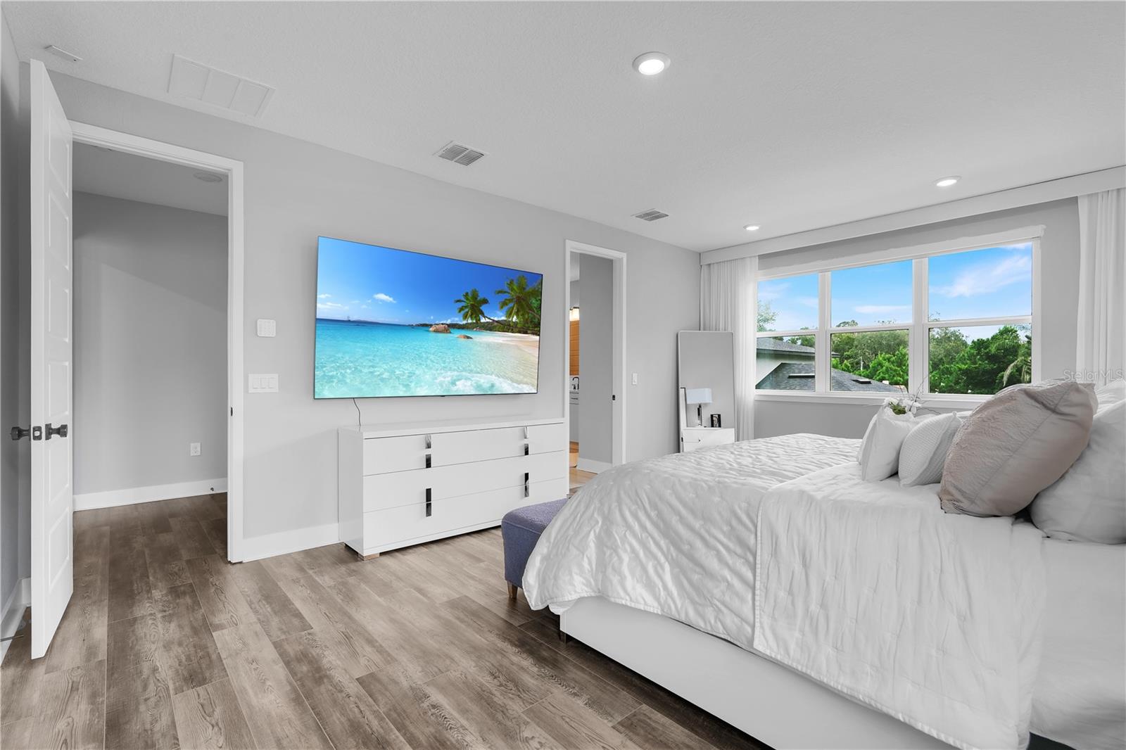 1805 S FERN CREEK AVE, ORLANDO, FL, 32806