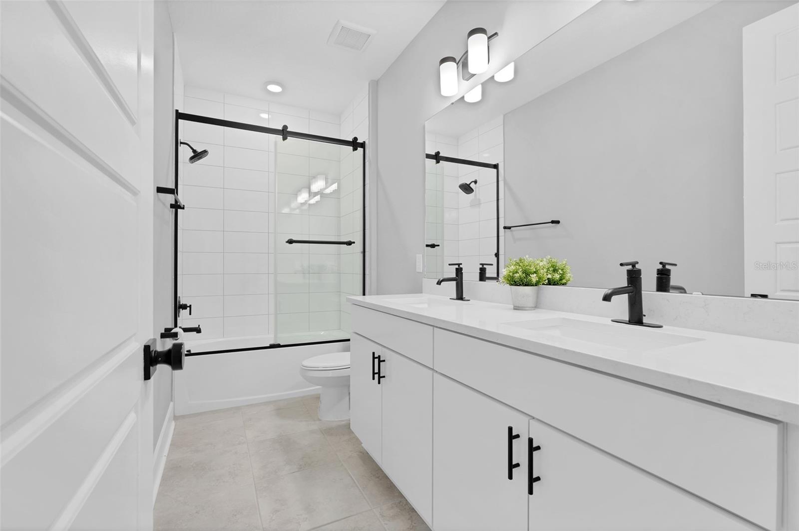 1805 S FERN CREEK AVE, ORLANDO, FL, 32806