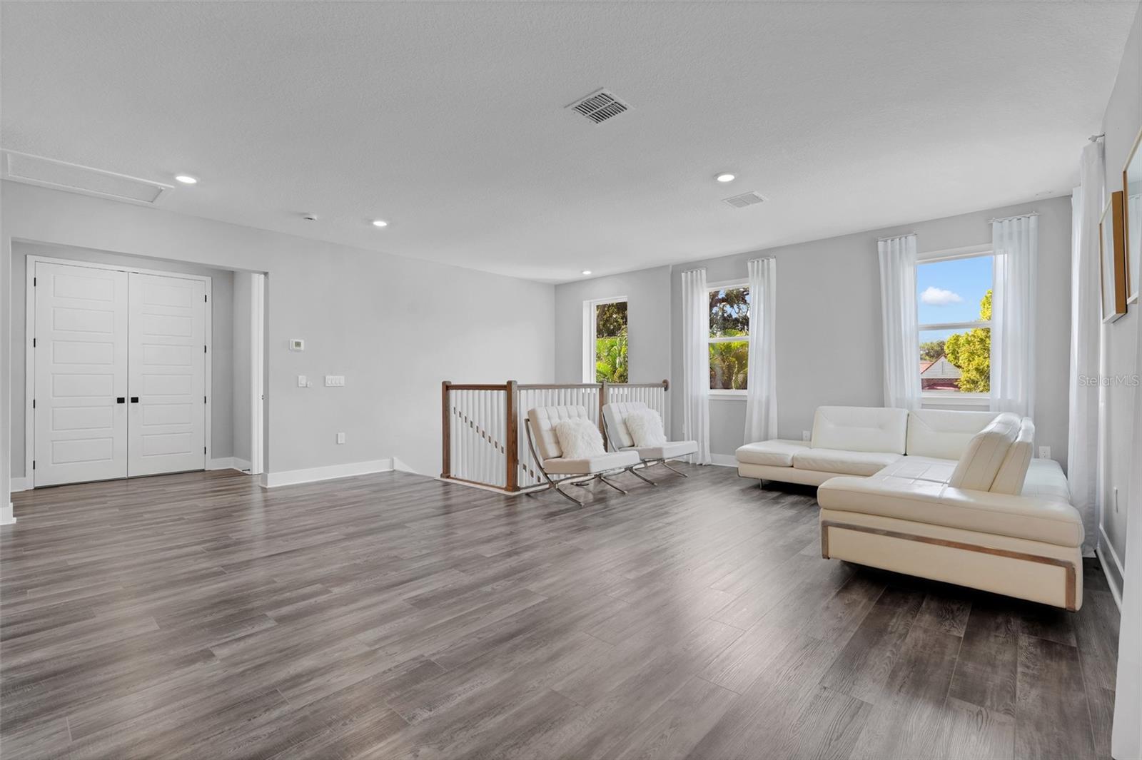 1805 S FERN CREEK AVE, ORLANDO, FL, 32806