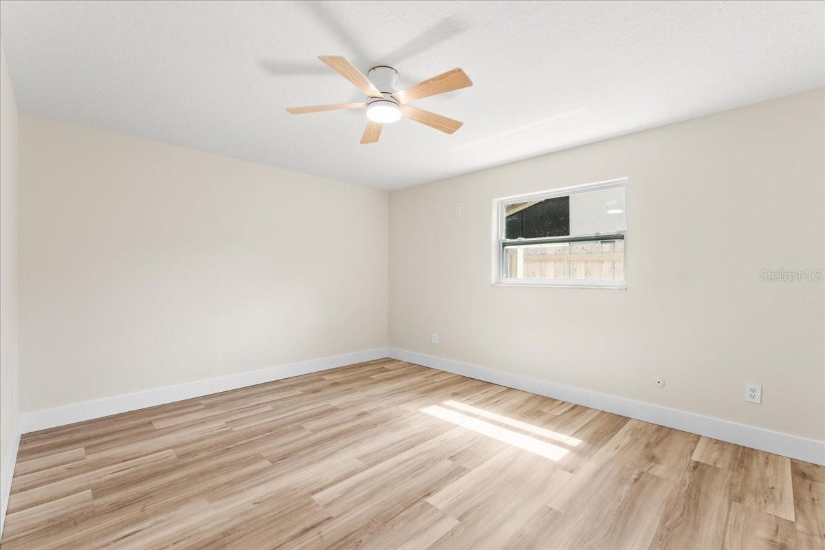 1155 E LOTUS DR, DUNEDIN, FL, 34698