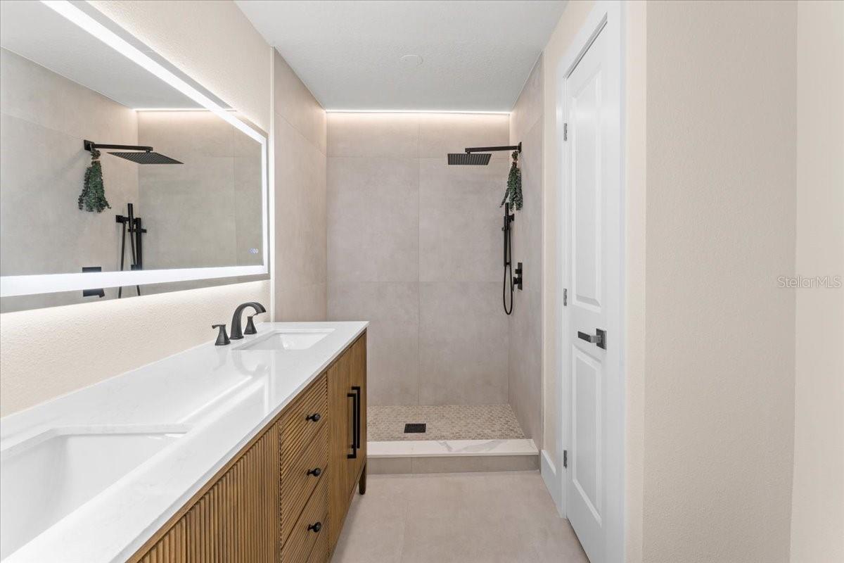 1155 E LOTUS DR, DUNEDIN, FL, 34698