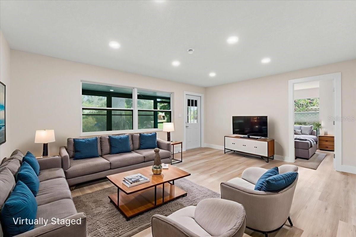 1155 E LOTUS DR, DUNEDIN, FL, 34698