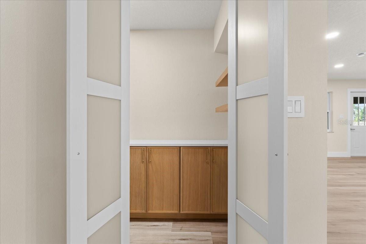 1155 E LOTUS DR, DUNEDIN, FL, 34698