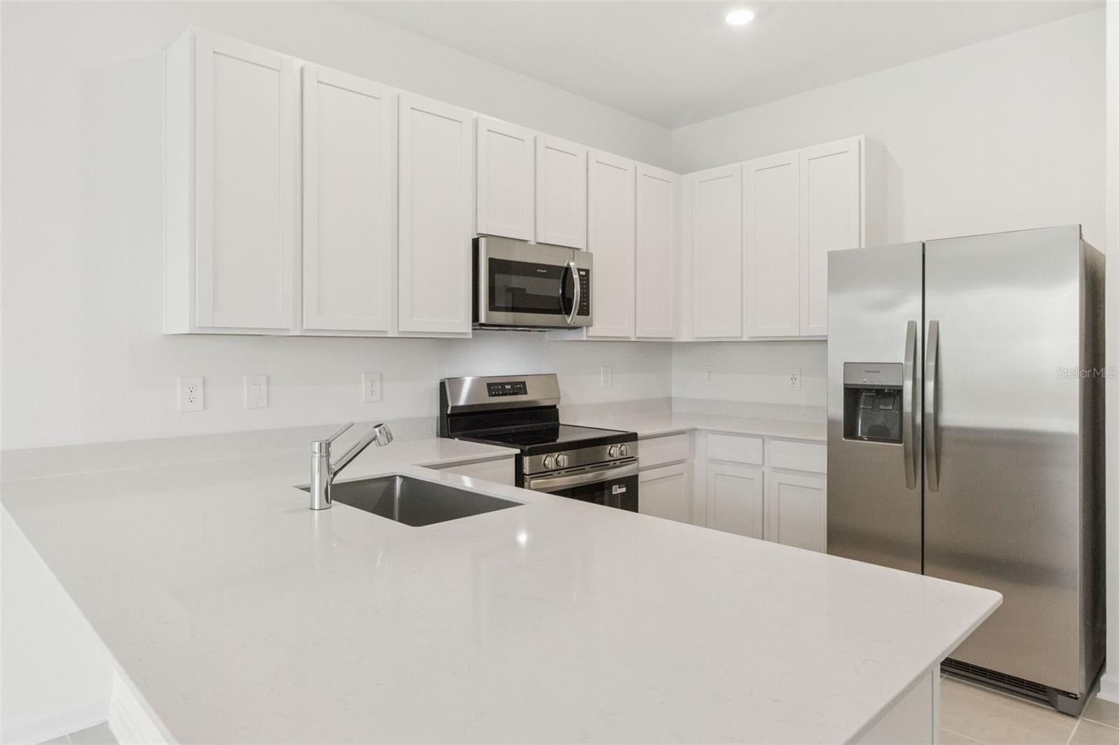 2701 SKYLINE LOOP, KISSIMMEE, FL, 34758