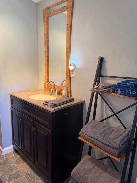 OM710676 Property Photo