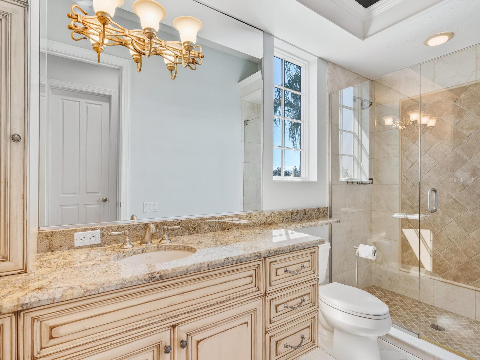 A4667067 Property Photo