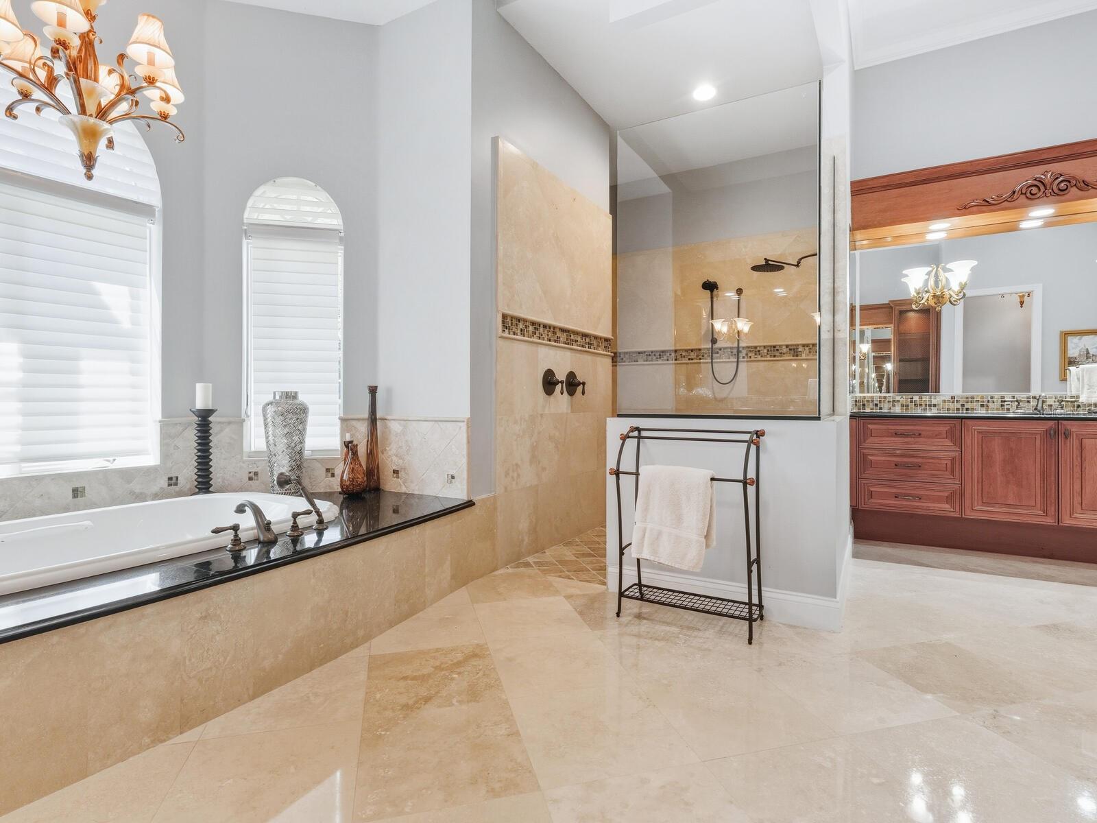 A4667067 Property Photo