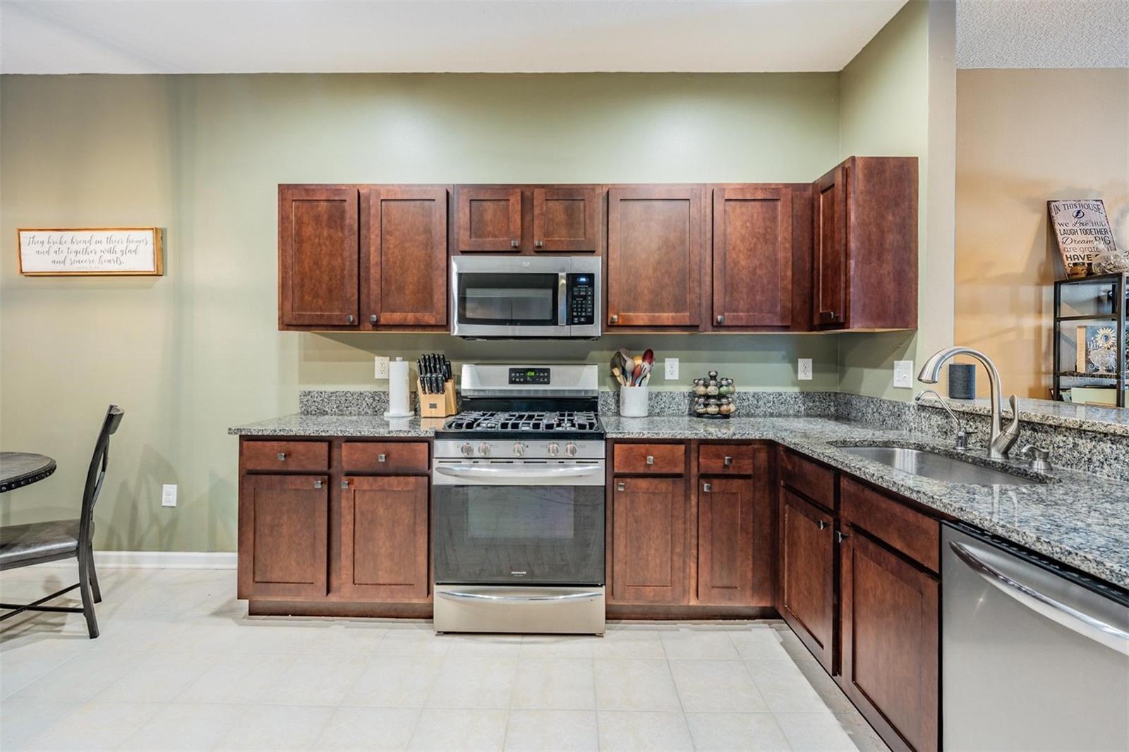 19351 HASKELL PL, LAND O LAKES, FL, 34638