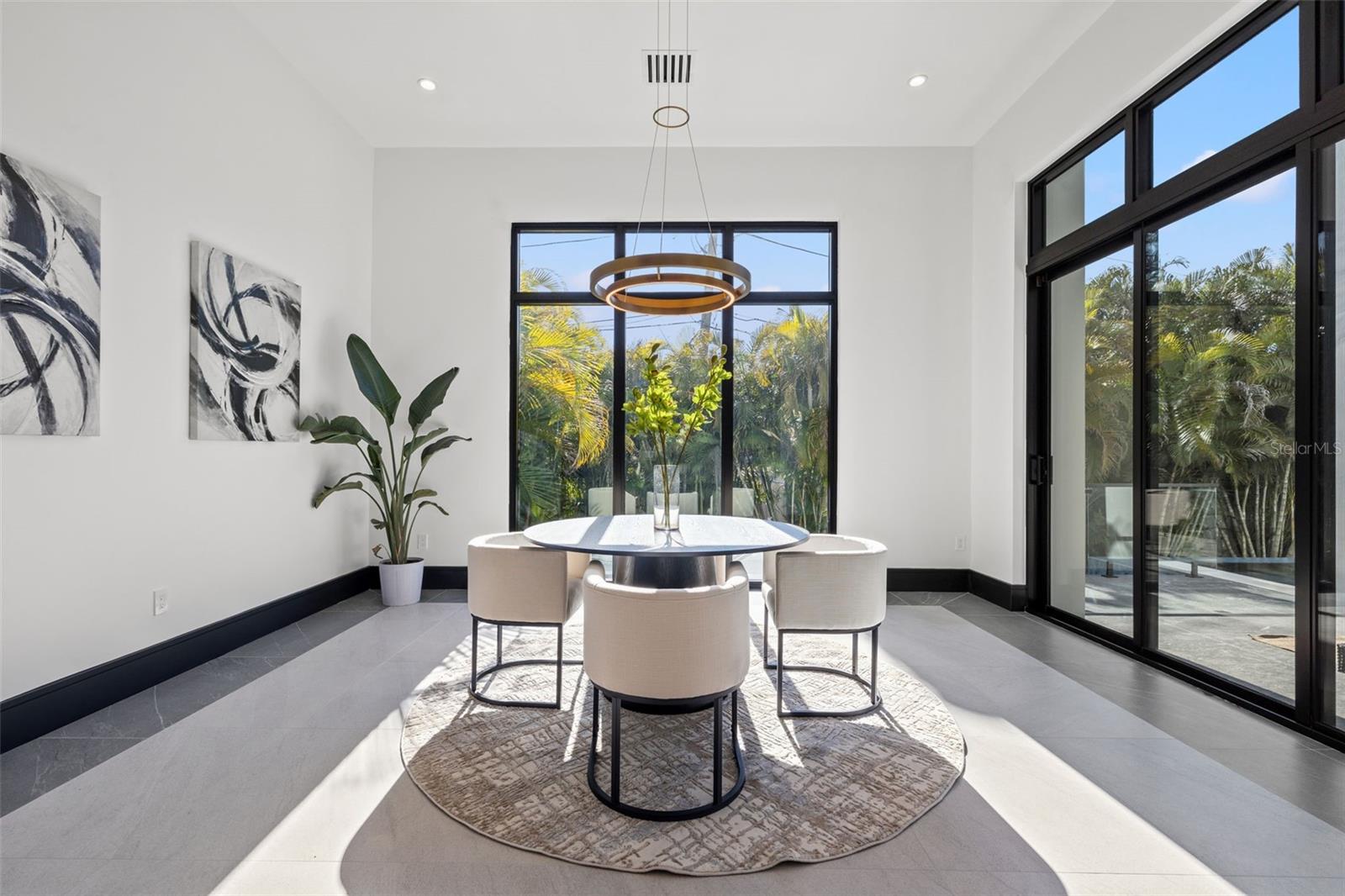 TB8433695 Property Photo