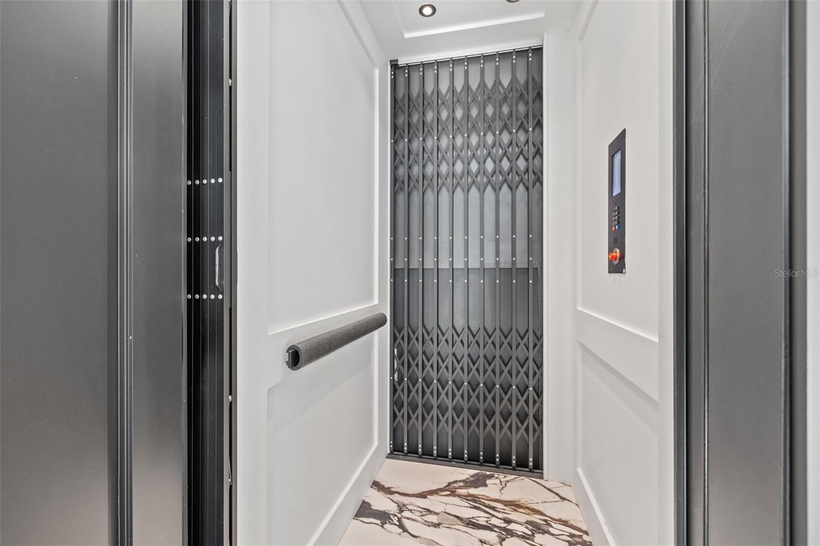 TB8433695 Property Photo