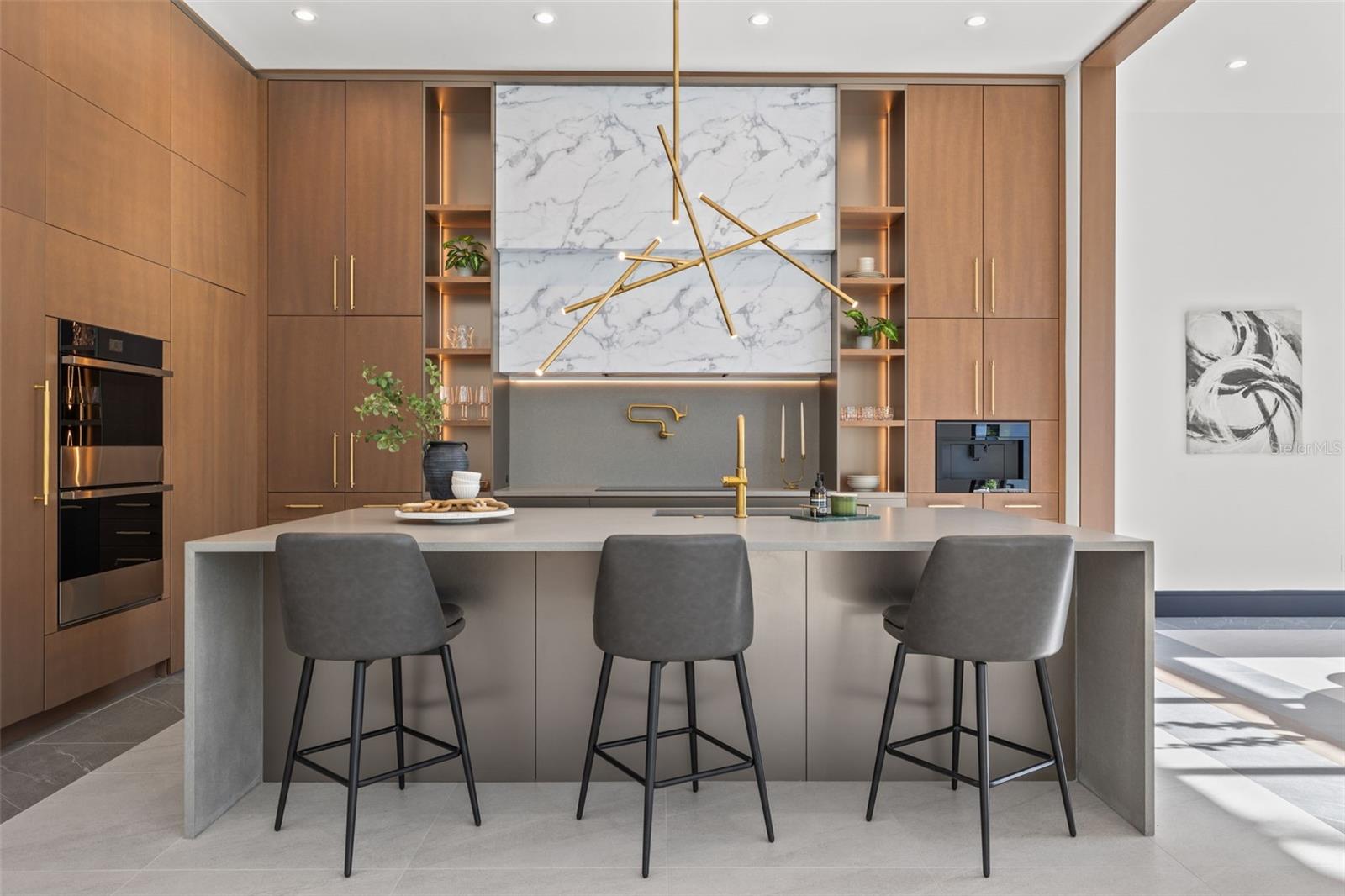 TB8433695 Property Photo