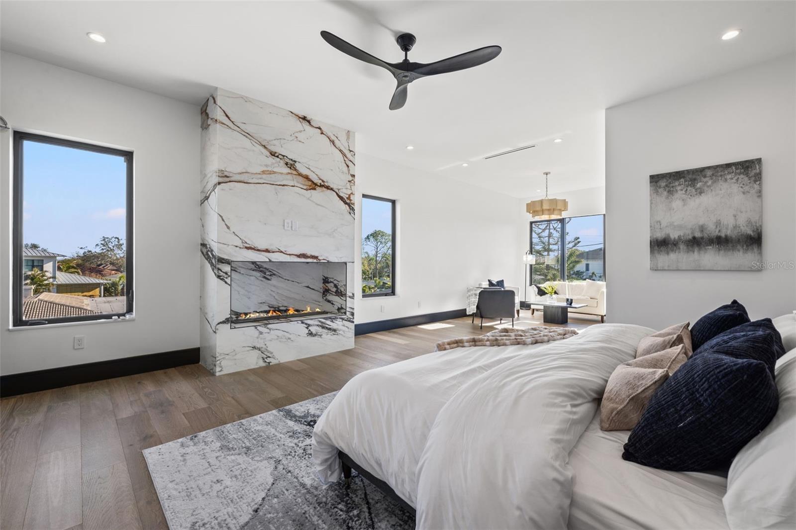 TB8433695 Property Photo