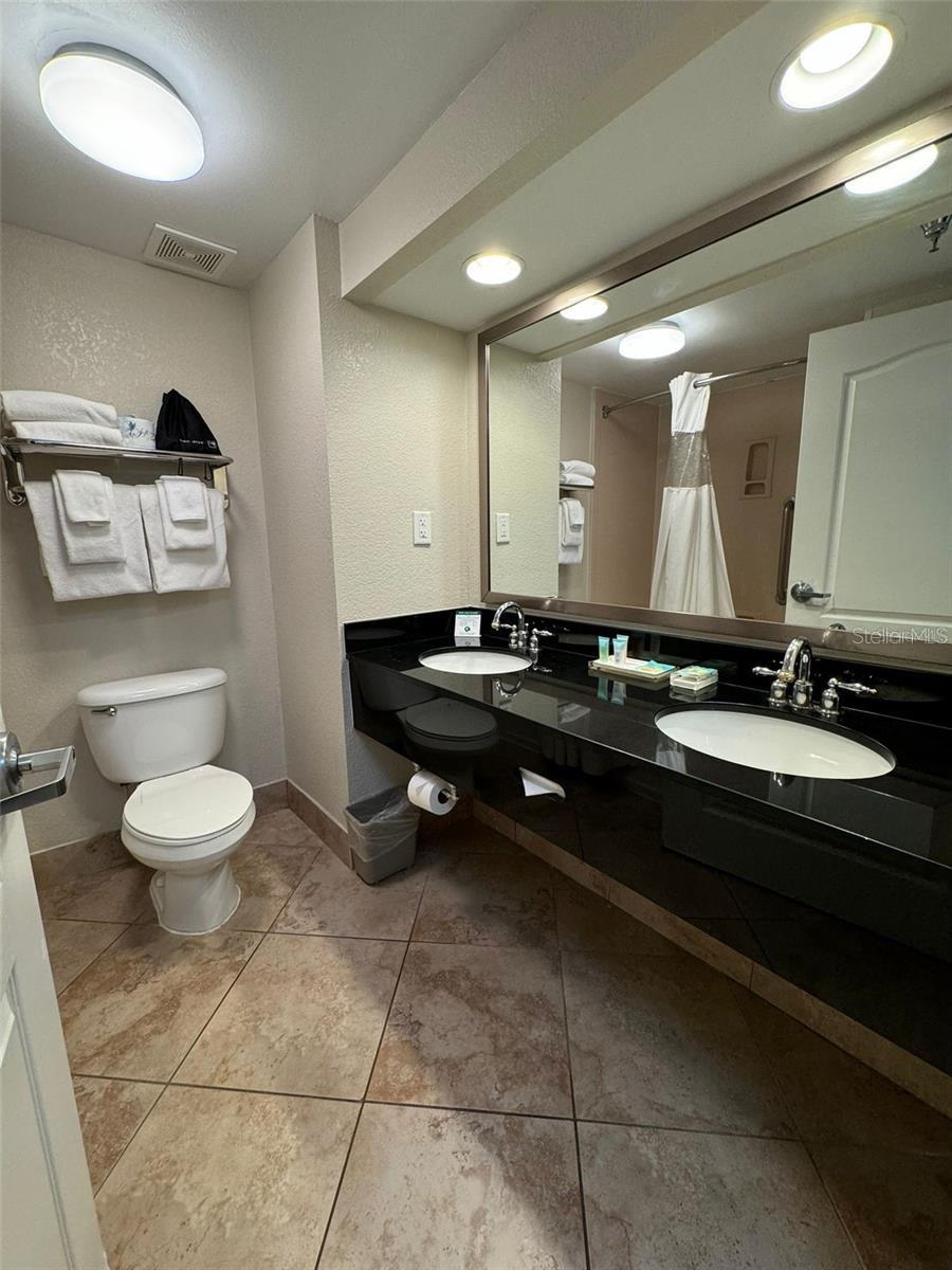 O6349076 Property Photo