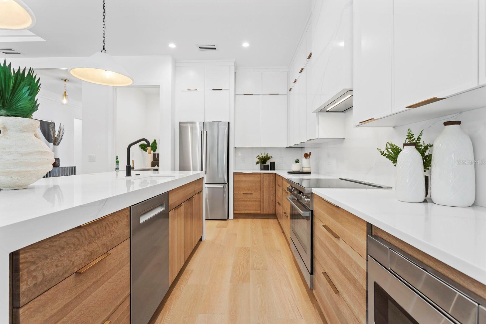 A4667090 Property Photo