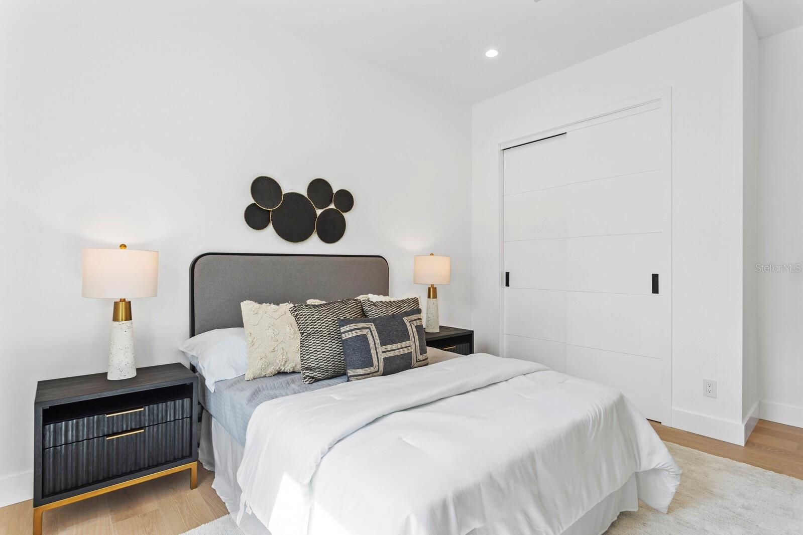 A4667090 Property Photo