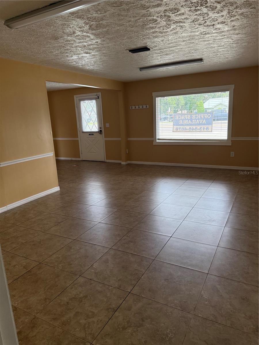 1905 W BAKER ST #B, PLANT CITY, FL, 33563