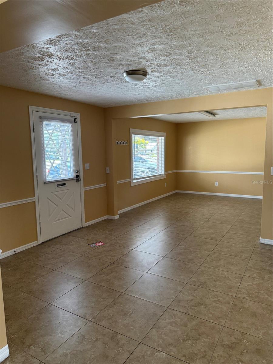 1905 W BAKER ST #B, PLANT CITY, FL, 33563