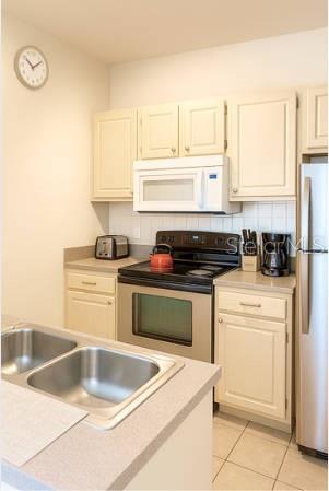 8820 DUNES CT #301, KISSIMMEE, FL, 34747