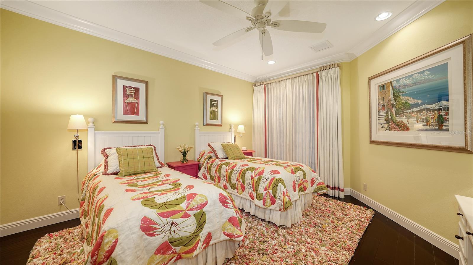 A4667111 Property Photo