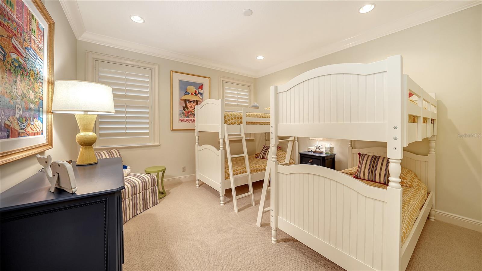 A4667111 Property Photo