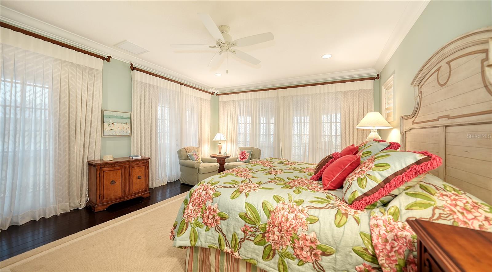 A4667111 Property Photo