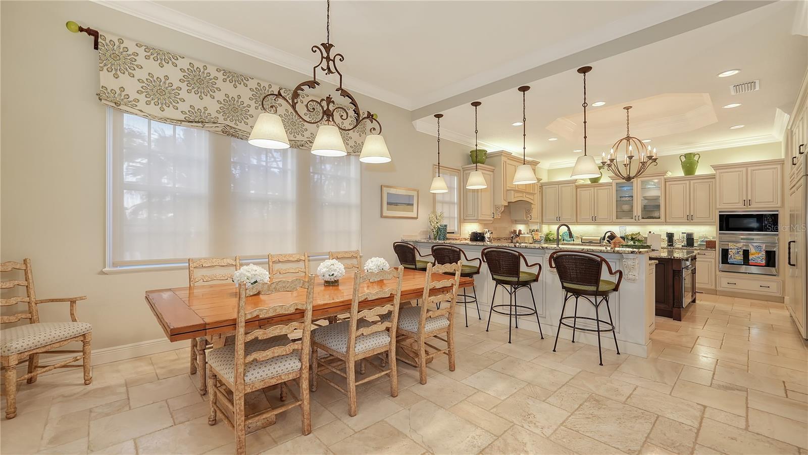 A4667111 Property Photo