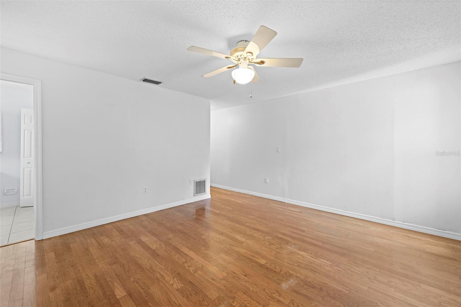 7401 GALLOWAY RD, WEEKI WACHEE, FL, 34613