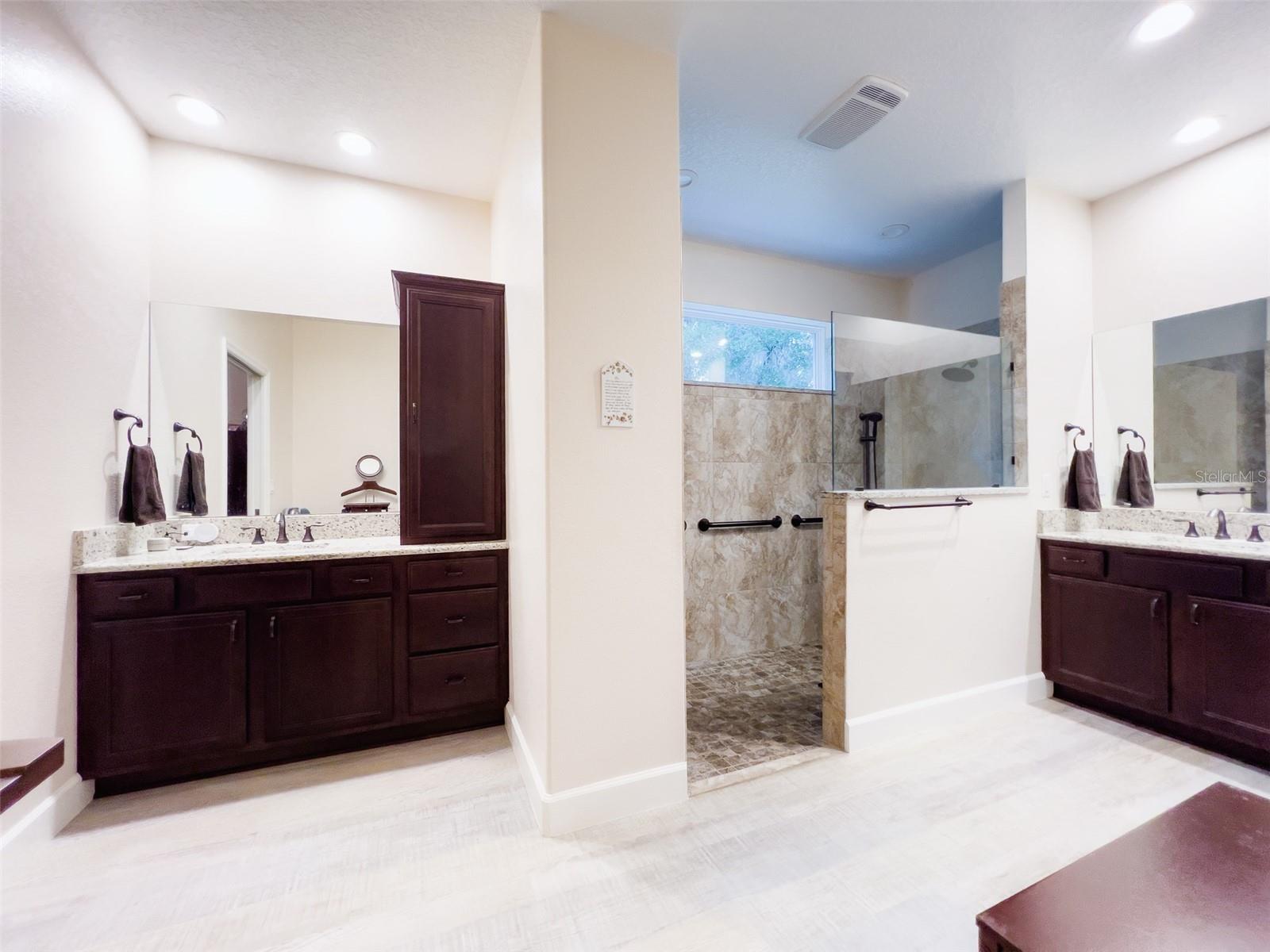 6425 TUSCAWILLA DR, LEESBURG, FL, 34748