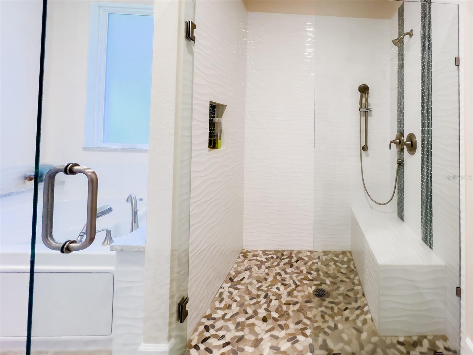 6425 TUSCAWILLA DR, LEESBURG, FL, 34748