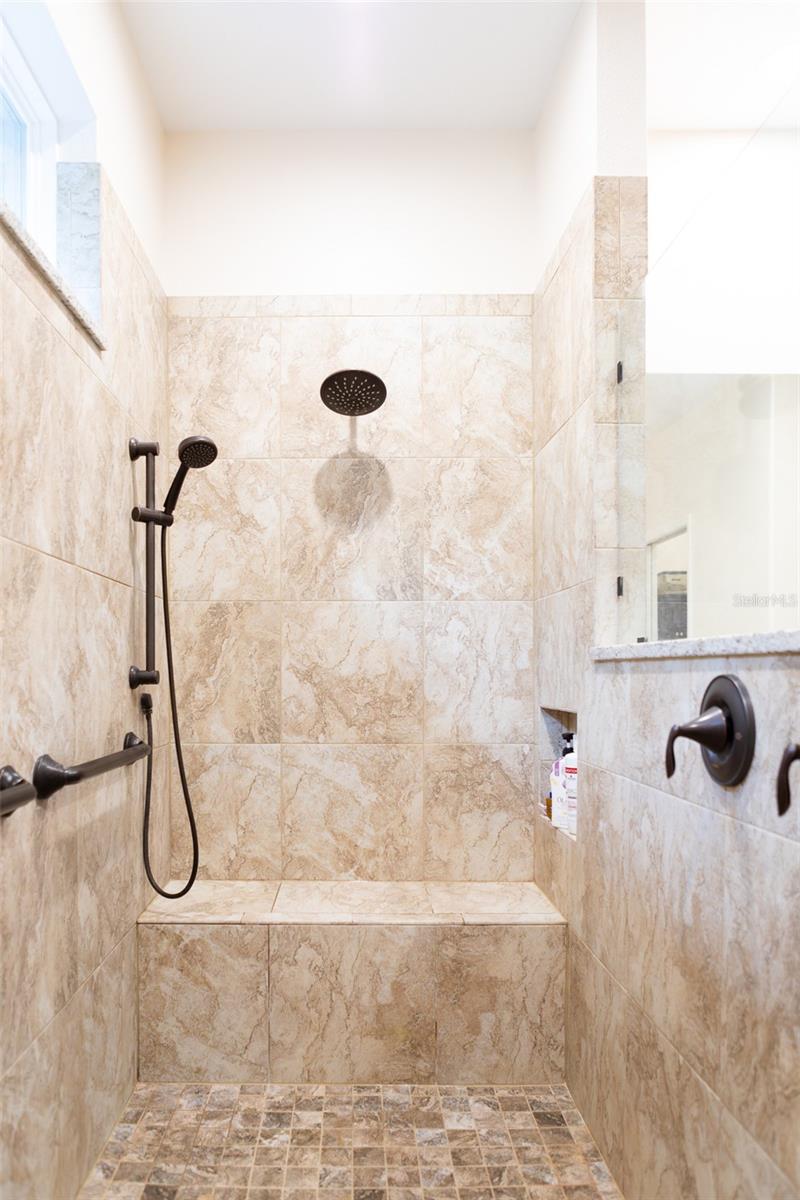 6425 TUSCAWILLA DR, LEESBURG, FL, 34748