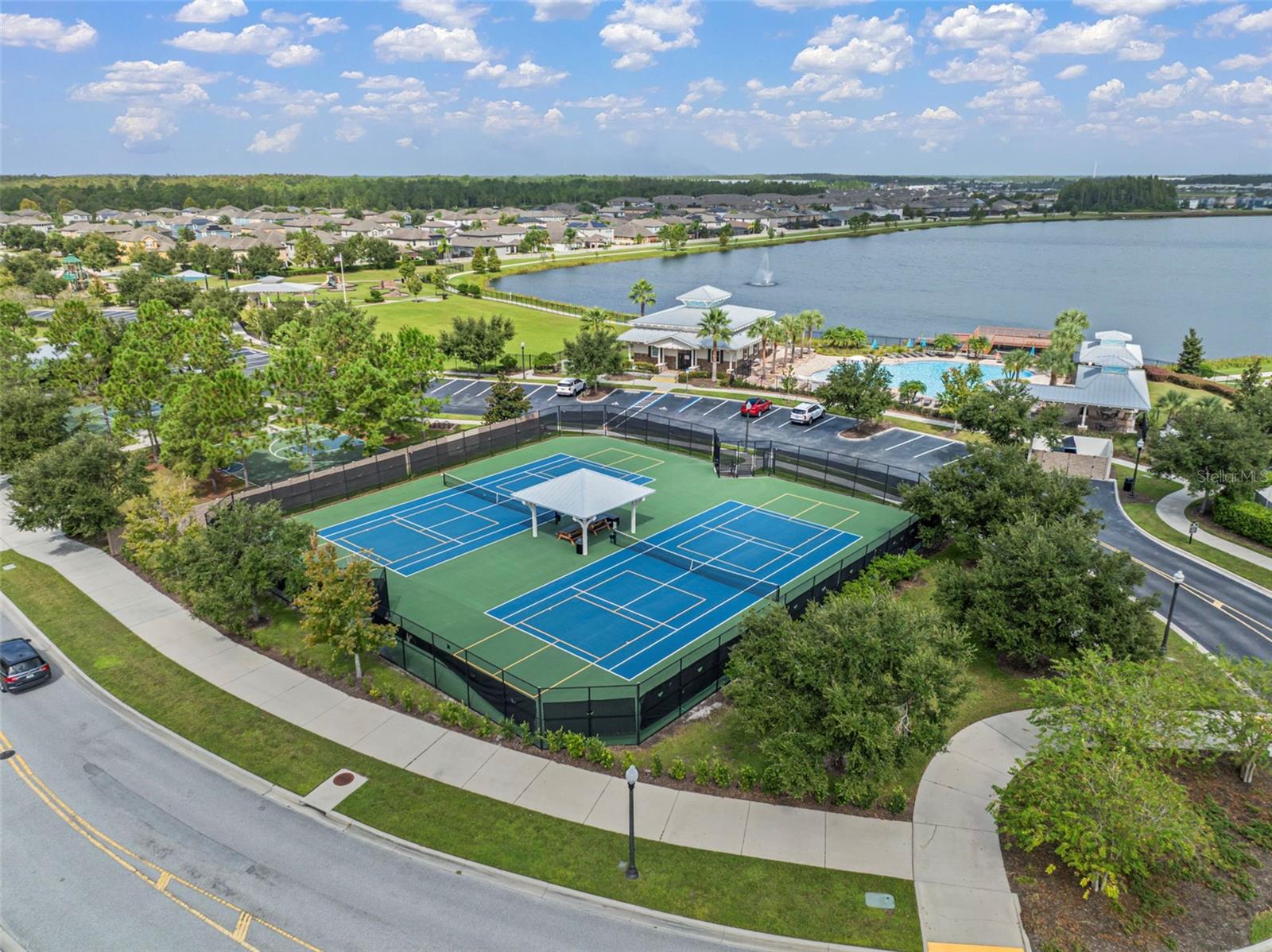 19399 LONG LAKE RANCH BLVD, LUTZ, FL, 33558