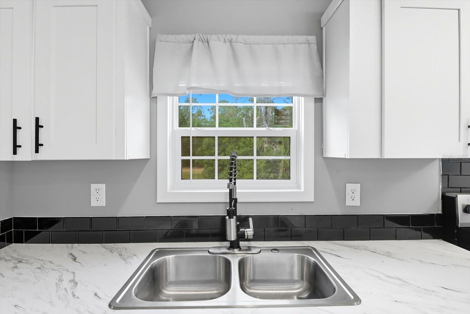 6803 W AVOCADO ST, CRYSTAL RIVER, FL, 34429