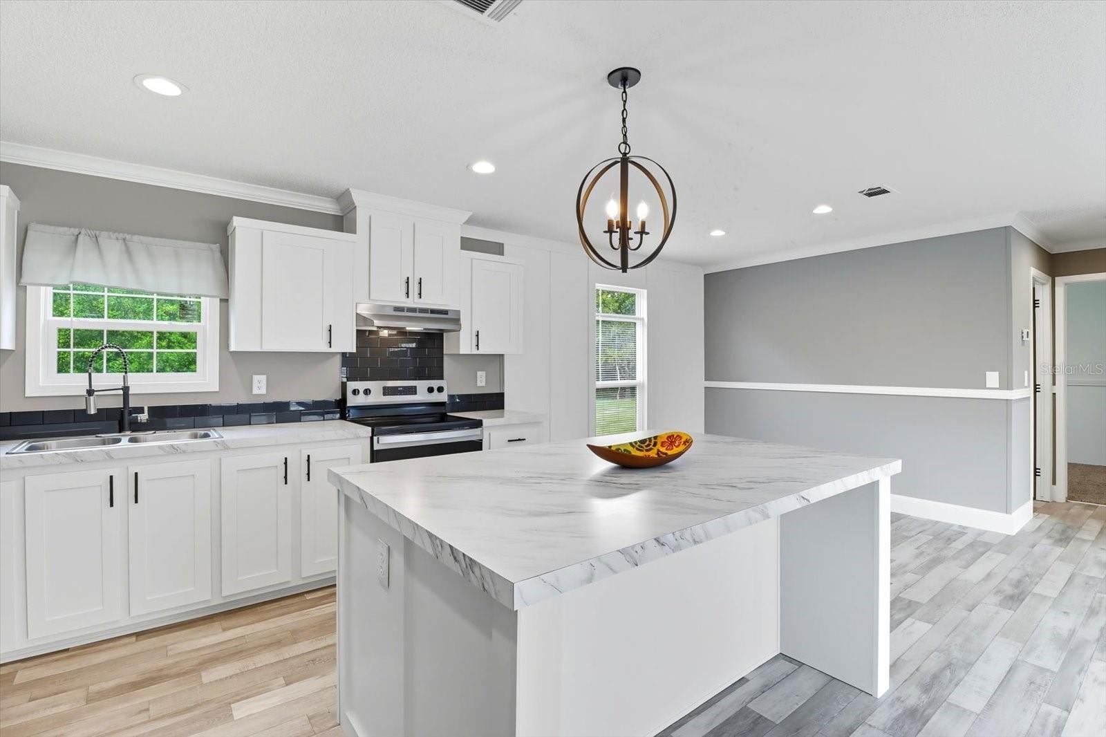 6803 W AVOCADO ST, CRYSTAL RIVER, FL, 34429