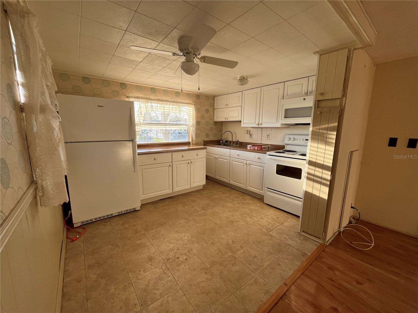 2050 LULLABY DR, HOLIDAY, FL, 34691