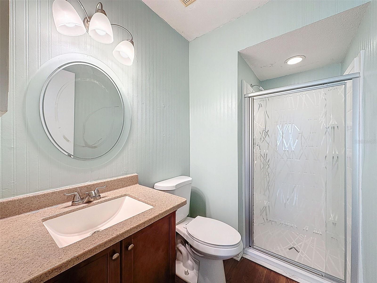 W7879498 Property Photo