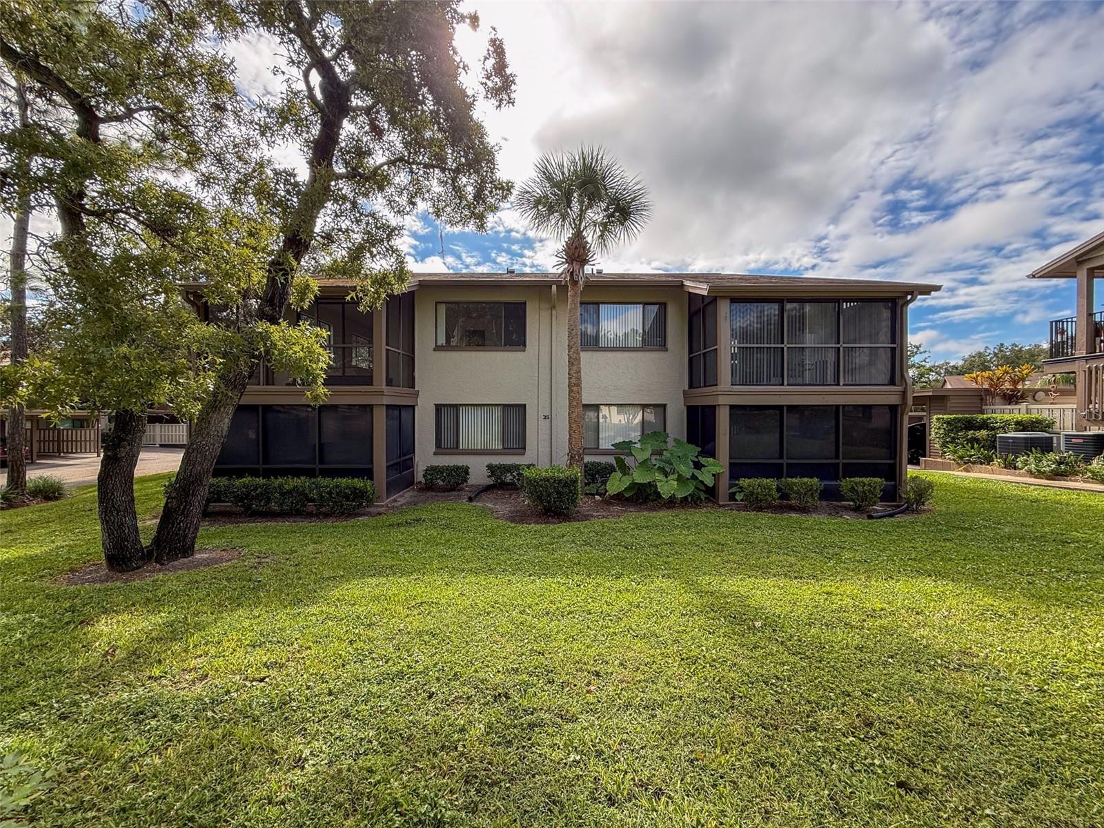 W7879498 Property Photo