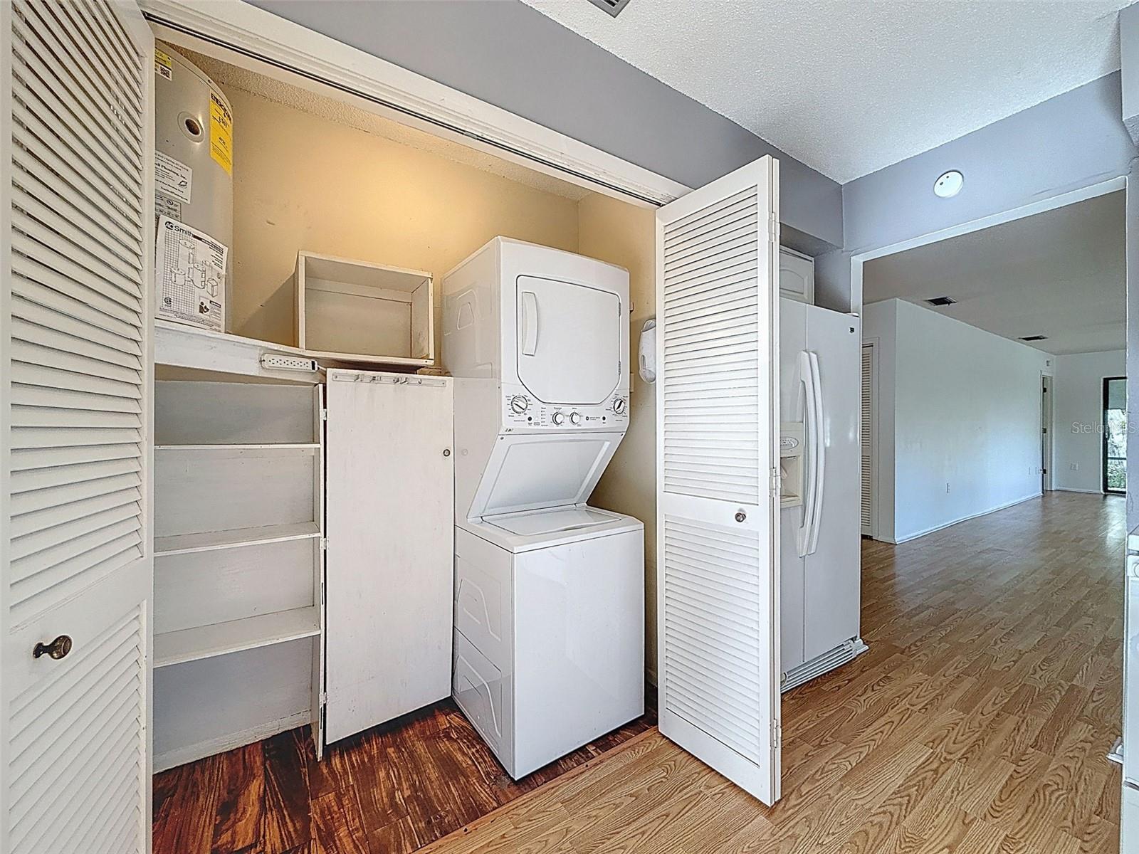 W7879498 Property Photo