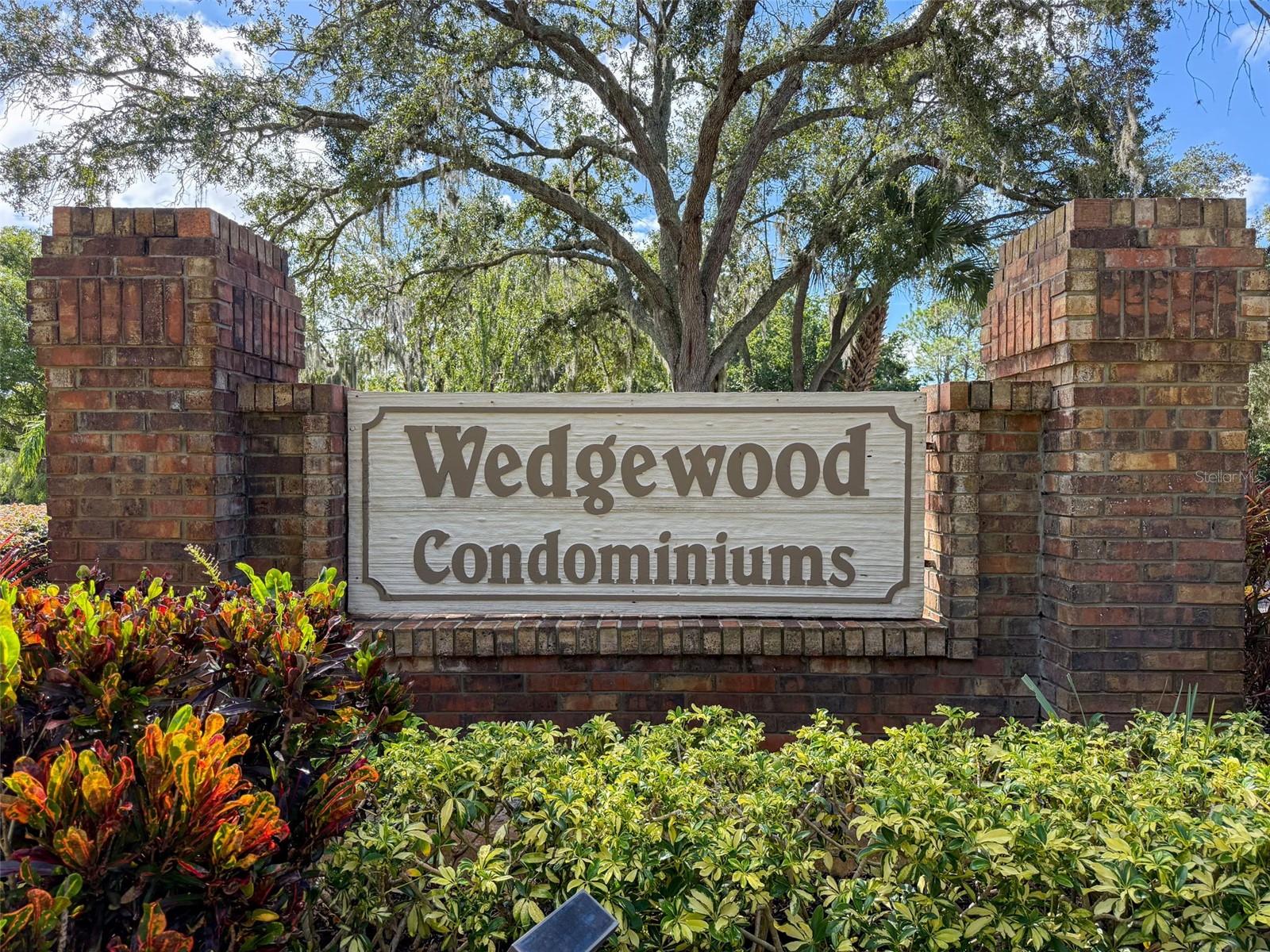 W7879498 Property Photo