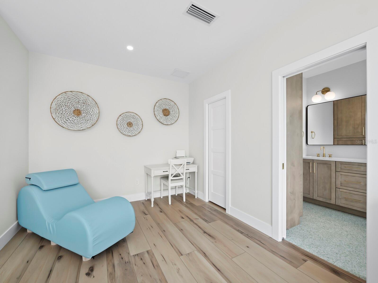 630 COMPANION WAY, LONGBOAT KEY, FL, 34228