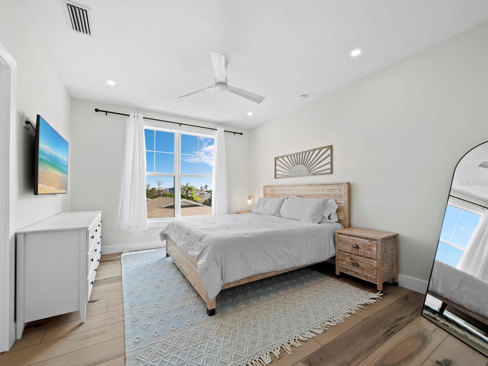 630 COMPANION WAY, LONGBOAT KEY, FL, 34228