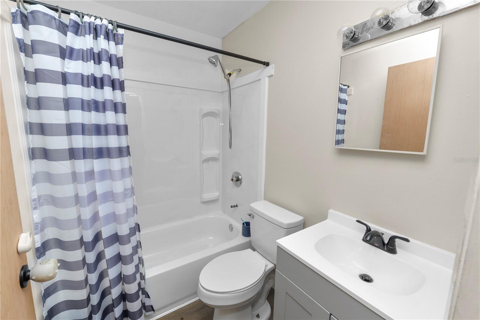 136 MADERA DR, WINTER HAVEN, FL, 33880