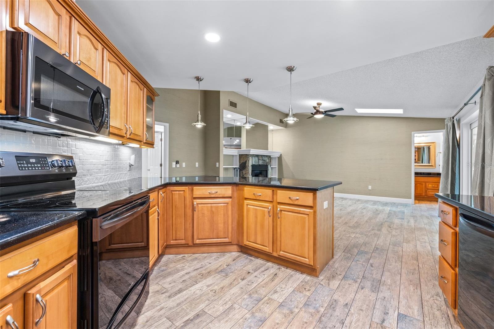 3404 BRIAN RD S, PALM HARBOR, FL, 34685