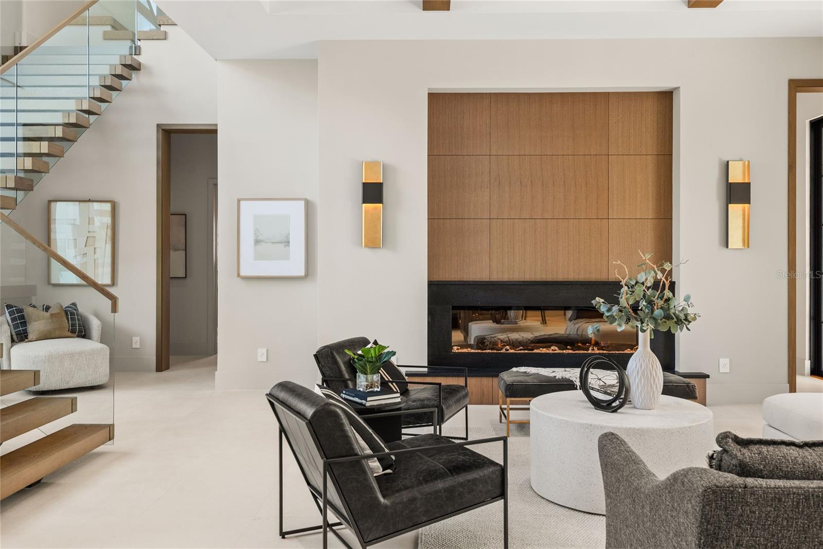 O6349188 Property Photo