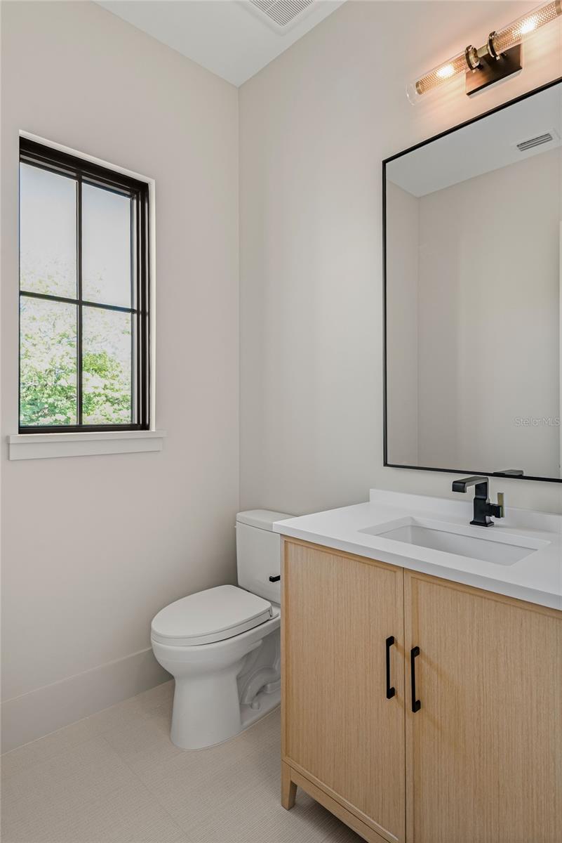 O6349188 Property Photo