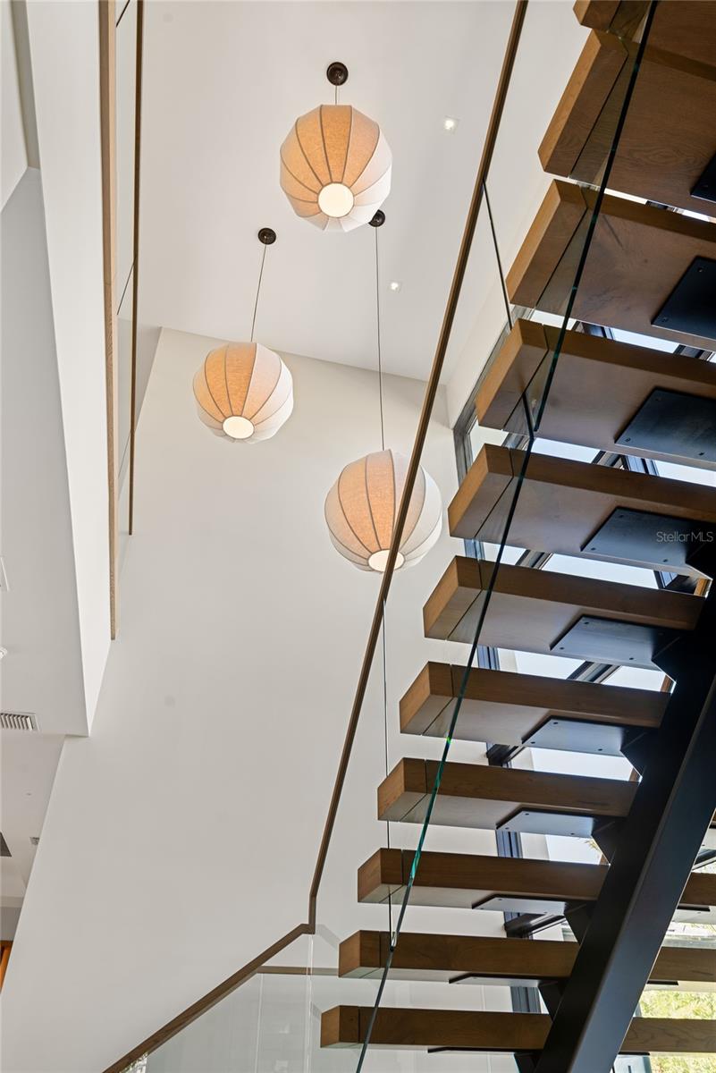 O6349188 Property Photo