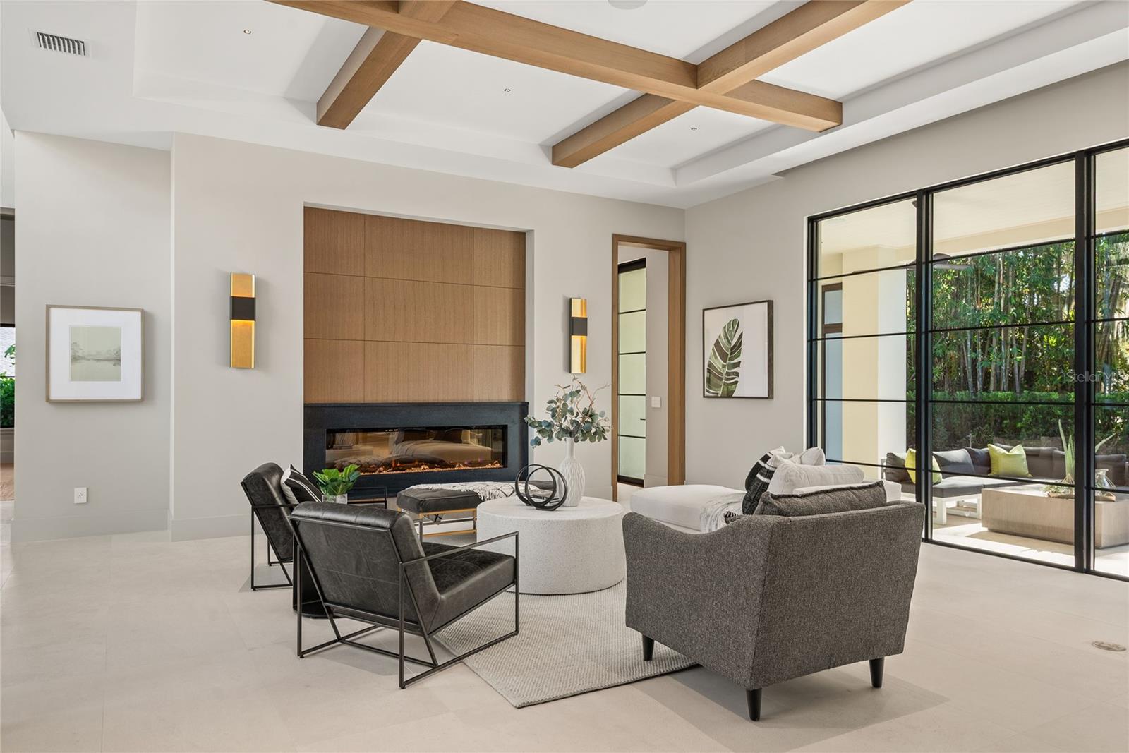 O6349188 Property Photo