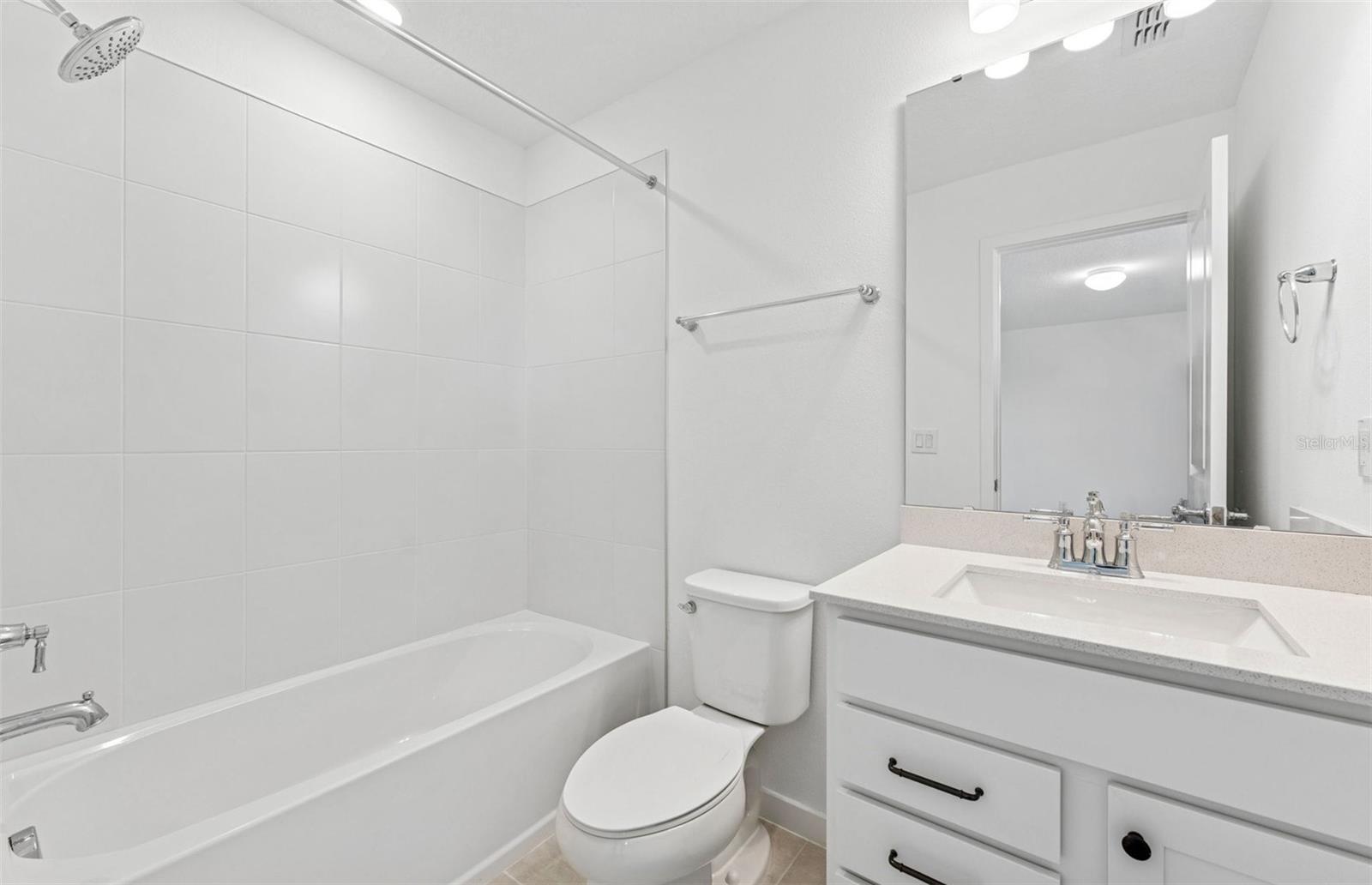 5282 WOLF CREEK DR, APOLLO BEACH, FL, 33572